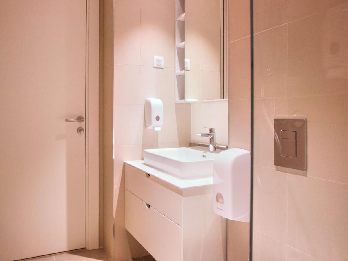 Metropolitan Apartman - City View Belgrado Buitenkant foto